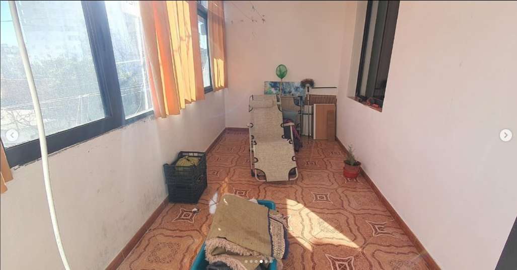 Shitet Apartament pran Dylit  Spitalit DR